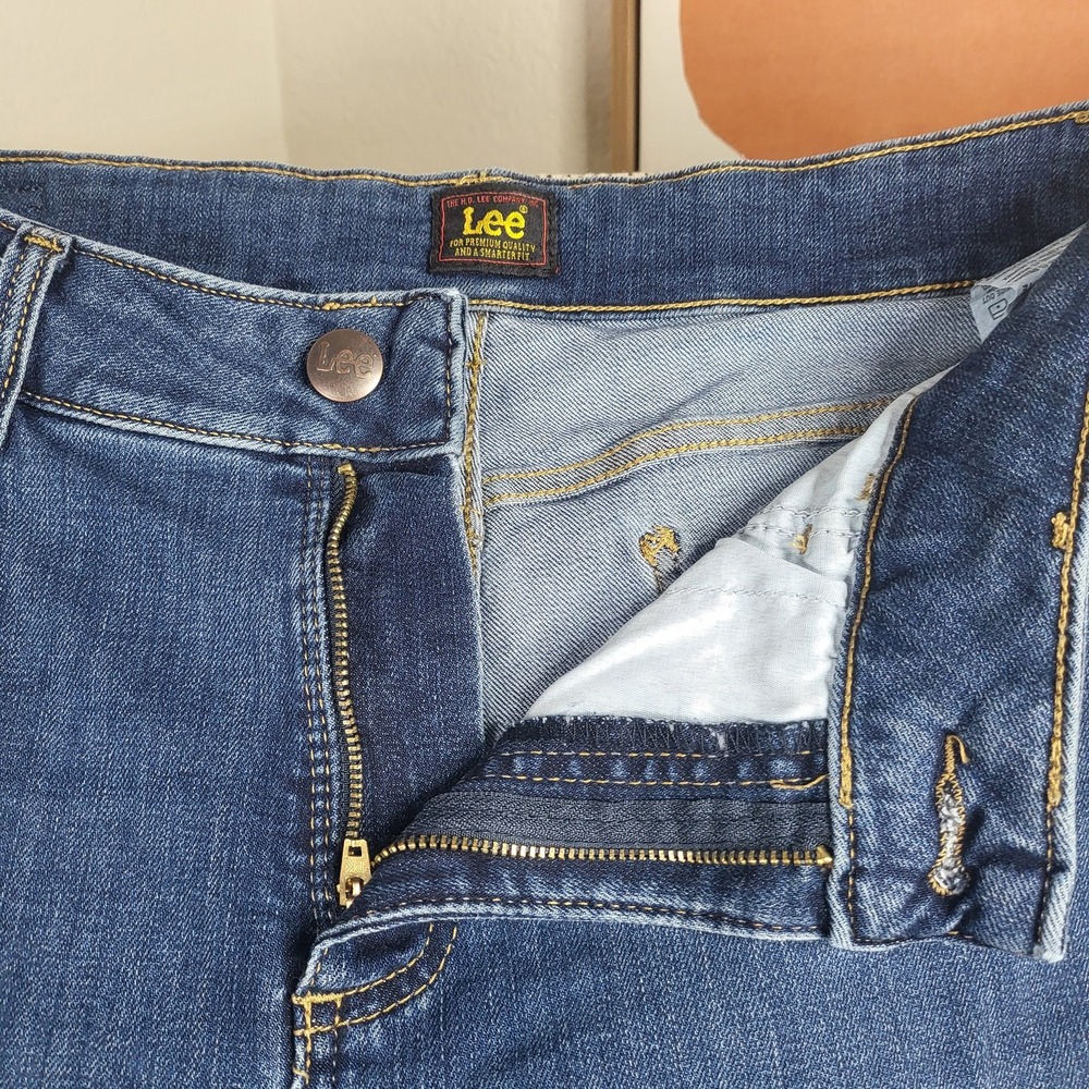 Lee Jeans Womens 16MW Relaxed Fit Straight Leg Five Pocket Jeans 33x18 Classic D